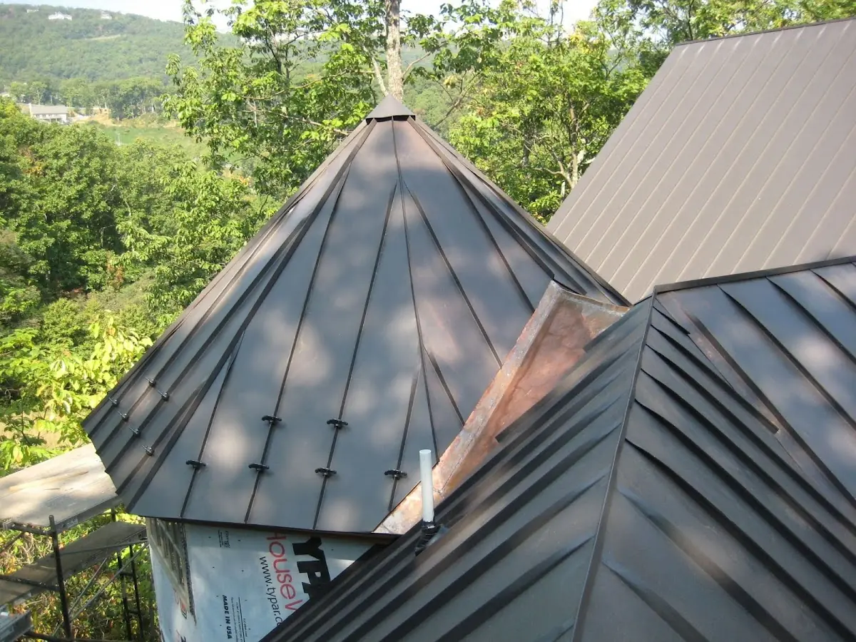 Professional Gutter Cleaning by Craftsman Roofing in Rose Lake